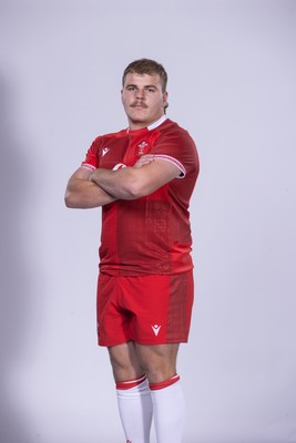 271025 - Wales Rugby Squad Portraits - Archie Griffin