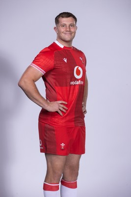 271025 - Wales Rugby Squad Portraits - Ben Carter