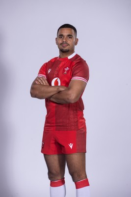 271025 - Wales Rugby Squad Portraits - Ben Thomas
