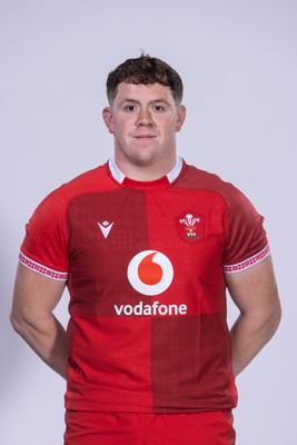 271025 - Wales Rugby Squad Portraits - Brodie Coghlan