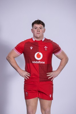271025 - Wales Rugby Squad Portraits - Brodie Coghlan