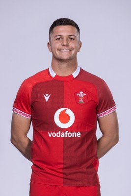 271025 - Wales Rugby Squad Portraits - Callum Sheedy