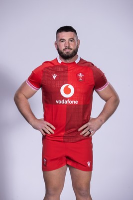 271025 - Wales Rugby Squad Portraits - Gareth Thomas