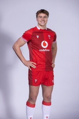 271025 - Wales Rugby Squad Portraits - Jacob Beetham
