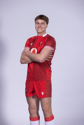 271025 - Wales Rugby Squad Portraits - Jacob Beetham