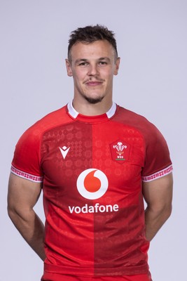 271025 - Wales Rugby Squad Headshots - 