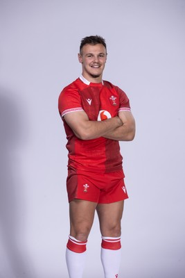 271025 - Wales Rugby Squad Headshots - 