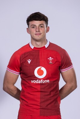 271025 - Wales Rugby Squad Portraits - Louie Hennessey