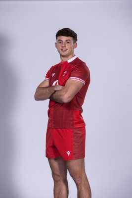 271025 - Wales Rugby Squad Portraits - Louie Hennessey