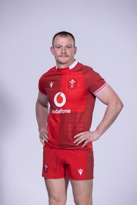 271025 - Wales Rugby Squad Portraits - Nick Tompkins