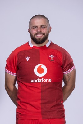 271025 - Wales Rugby Squad Portraits - Nicky Smith
