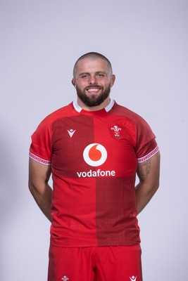 271025 - Wales Rugby Squad Portraits - Nicky Smith