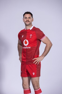 271025 - Wales Rugby Squad Portraits - Tomos Williams