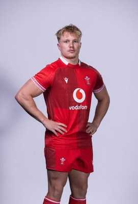 281025 - Wales Rugby Squad Portraits - Blair Murray