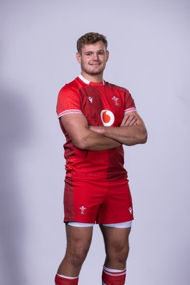 281025 - Wales Rugby Squad Portraits - Taine Plumtree
