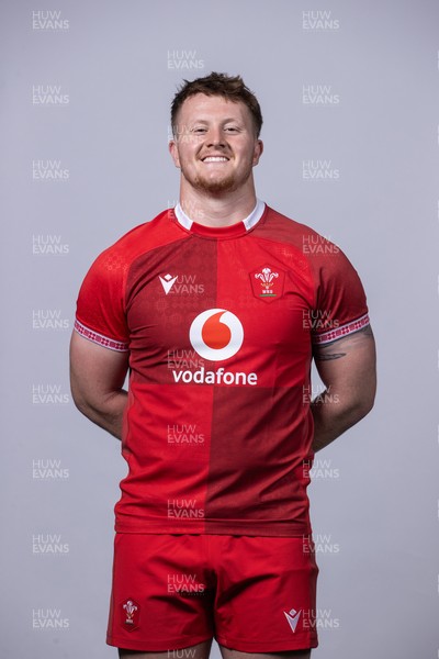 241125 - Wales Rugby Squad Portraits - Evan Lloyd
