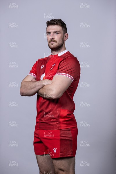 241125 - Wales Rugby Squad Portraits - James Ratti