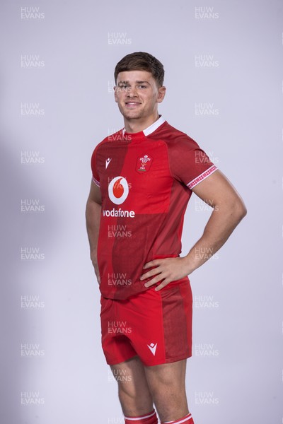 271025 - Wales Rugby Squad Portraits - Alex Mann