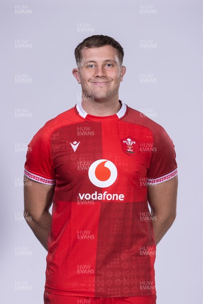 271025 - Wales Rugby Squad Portraits - Ben Carter