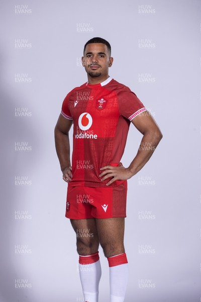 271025 - Wales Rugby Squad Portraits - Ben Thomas