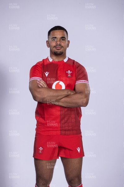 271025 - Wales Rugby Squad Portraits - Ben Thomas