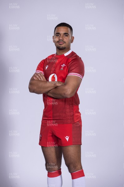 271025 - Wales Rugby Squad Portraits - Ben Thomas