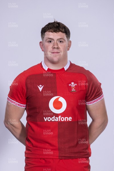 271025 - Wales Rugby Squad Portraits - Brodie Coghlan