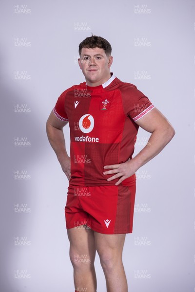 271025 - Wales Rugby Squad Portraits - Brodie Coghlan