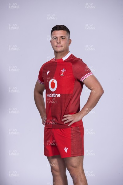 271025 - Wales Rugby Squad Portraits - Callum Sheedy