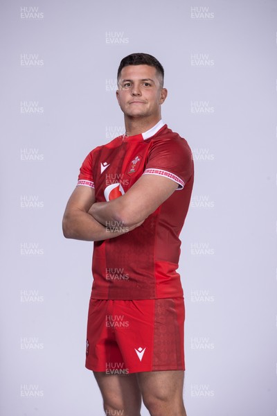 271025 - Wales Rugby Squad Portraits - Callum Sheedy