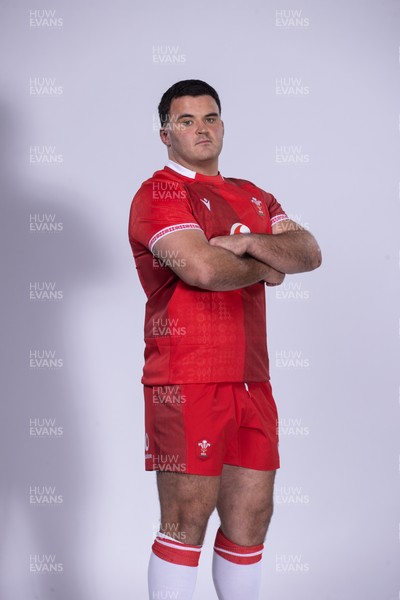 271025 - Wales Rugby Squad Portraits - Christian Coleman