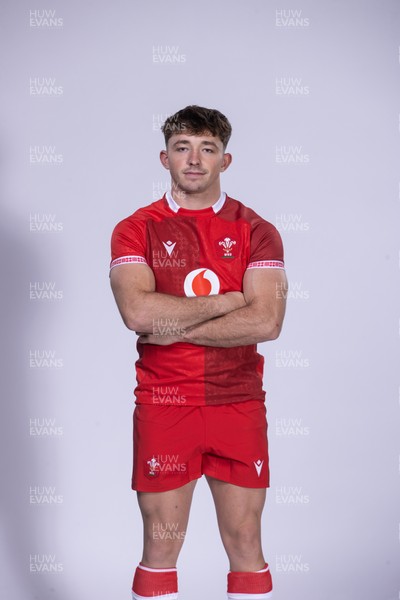 271025 - Wales Rugby Squad Portraits - Dan Edwards