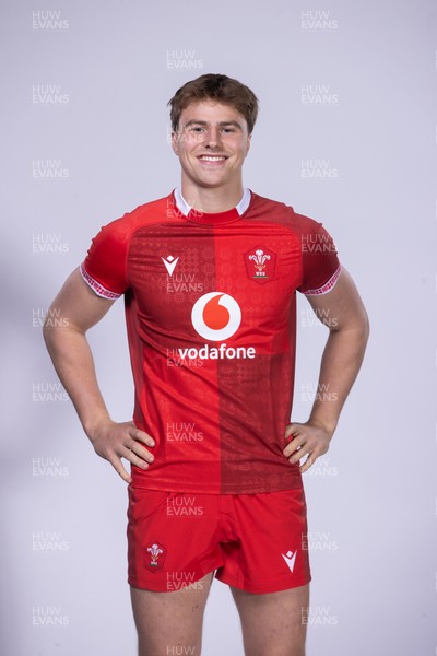 271025 - Wales Rugby Squad Portraits - Jacob Beetham