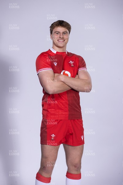 271025 - Wales Rugby Squad Portraits - Jacob Beetham