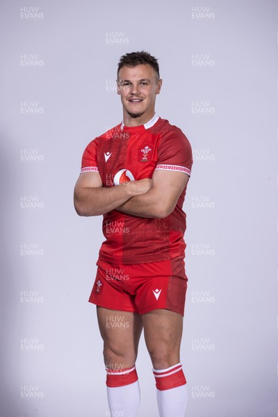 271025 - Wales Rugby Squad Headshots - 