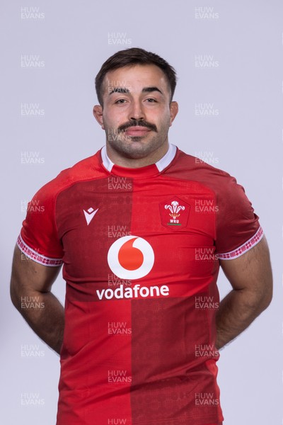 271025 - Wales Rugby Squad Portraits - Liam Belcher