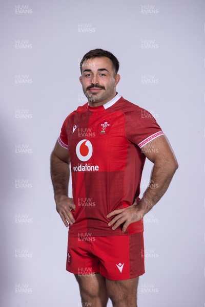 271025 - Wales Rugby Squad Portraits - Liam Belcher