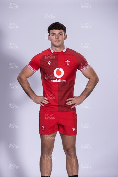 271025 - Wales Rugby Squad Portraits - Louie Hennessey