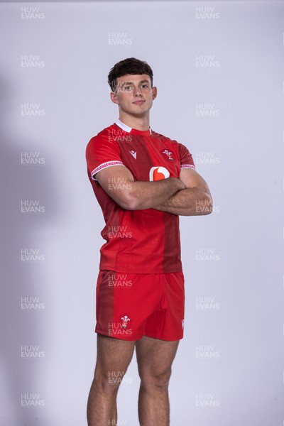 271025 - Wales Rugby Squad Portraits - Louie Hennessey