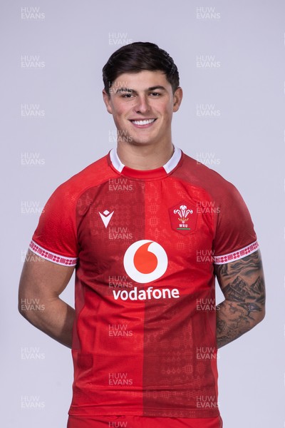 271025 - Wales Rugby Squad Portraits - Louis Rees-Zammit