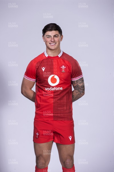 271025 - Wales Rugby Squad Portraits - Louis Rees-Zammit