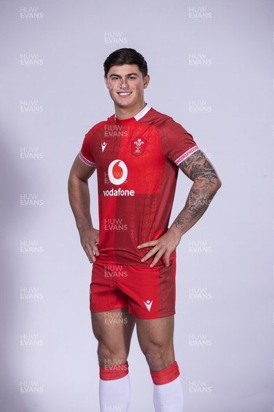 271025 - Wales Rugby Squad Portraits - Louis Rees-Zammit