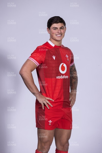 271025 - Wales Rugby Squad Portraits - Louis Rees-Zammit