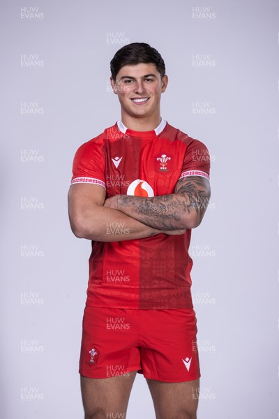 271025 - Wales Rugby Squad Portraits - Louis Rees-Zammit