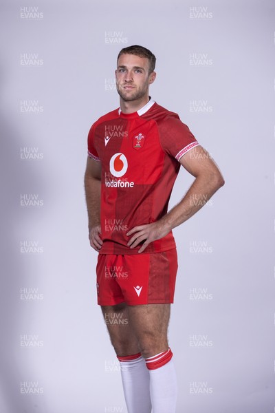 271025 - Wales Rugby Squad Portraits - Max Llewellyn