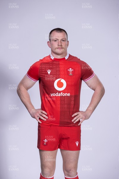 271025 - Wales Rugby Squad Portraits - Nick Tompkins