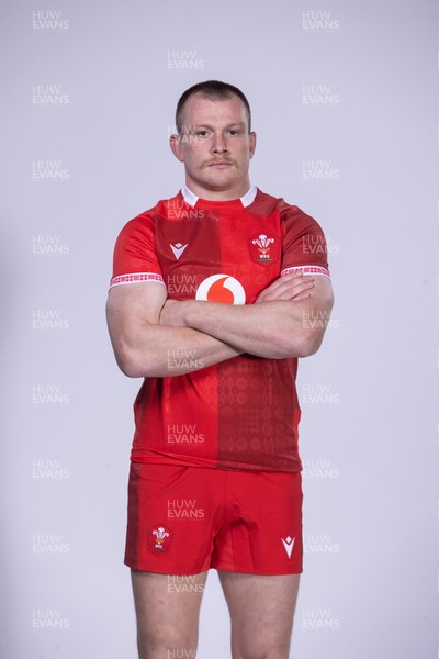 271025 - Wales Rugby Squad Portraits - Nick Tompkins