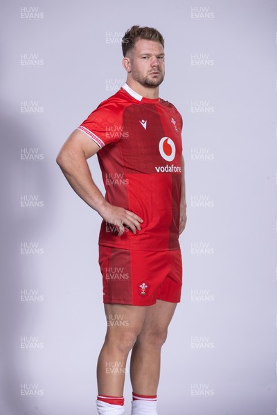 271025 - Wales Rugby Squad Portraits - Olly Cracknell