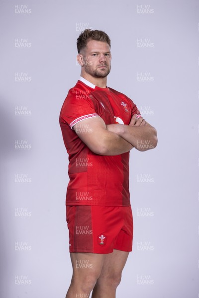 271025 - Wales Rugby Squad Portraits - Olly Cracknell