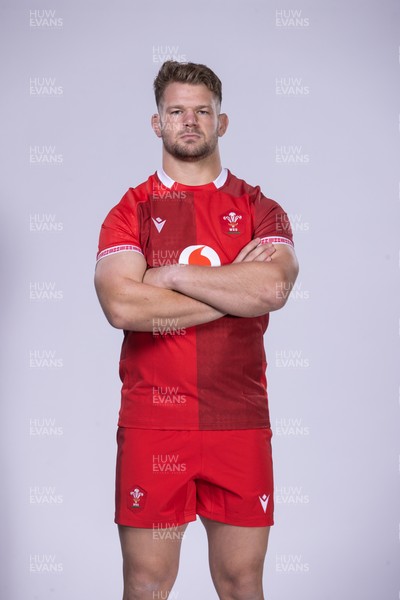 271025 - Wales Rugby Squad Portraits - Olly Cracknell